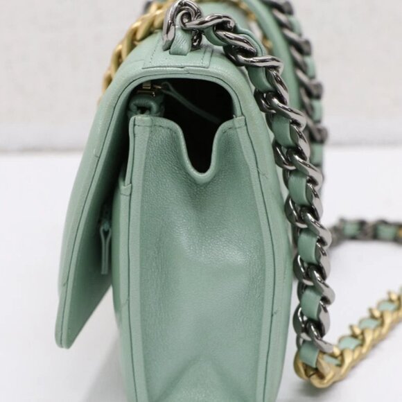 Chanel Lambskin Quilted Chanel 19 Wallet On Chain - Light Green E3H9X7NA - Picture 6 of 14